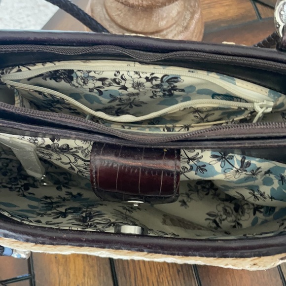 Bag - Picture 2 of 3